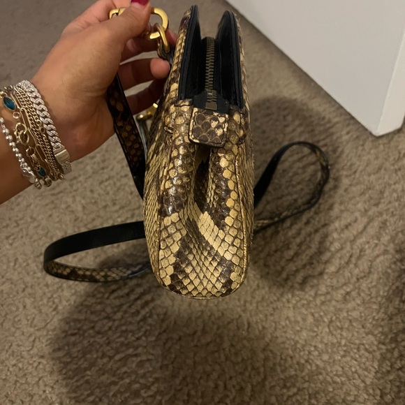 RARE GUCCI Brown Python Print Cross Body Bag - Picture 7 of 16